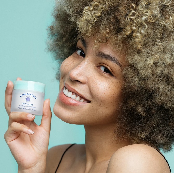 Dew All Day Moisture Restore Cream Dew All Day Moisture Restore Cream